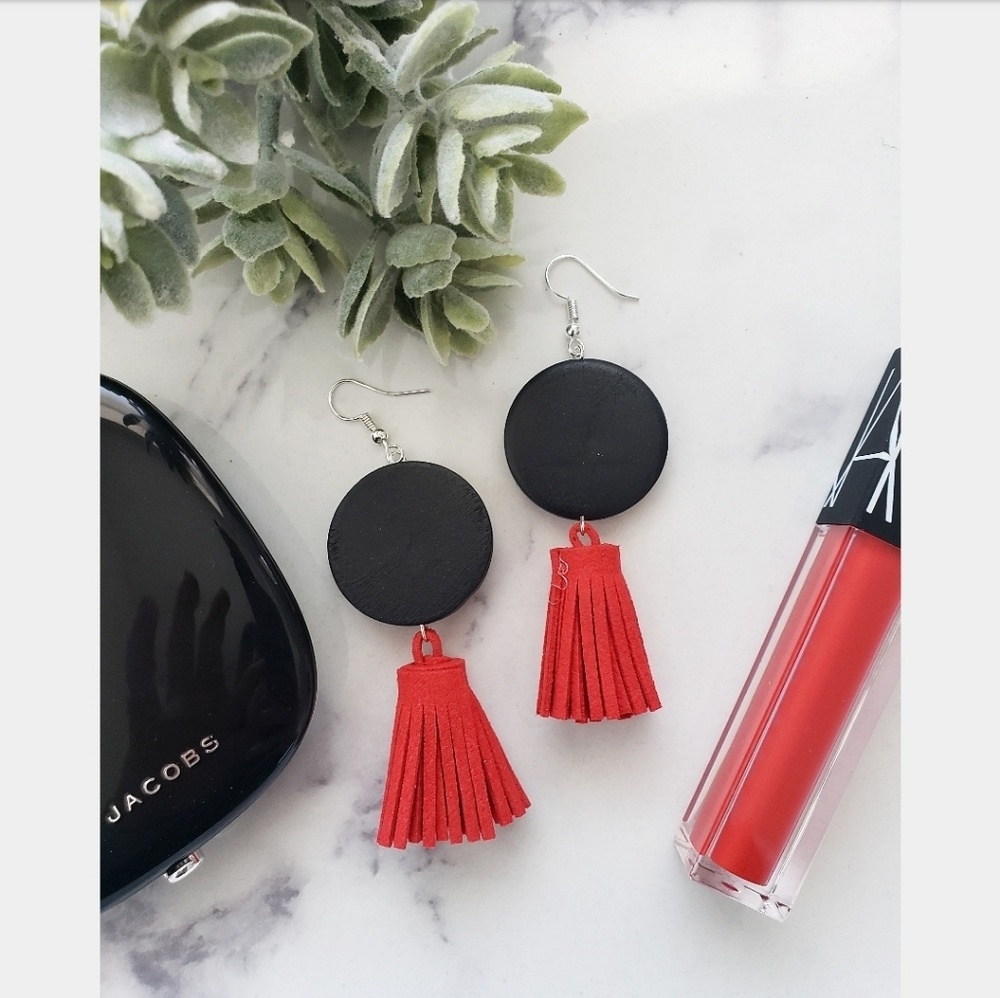 SALE! NEW RED/BLACK WOOD EARRINGS